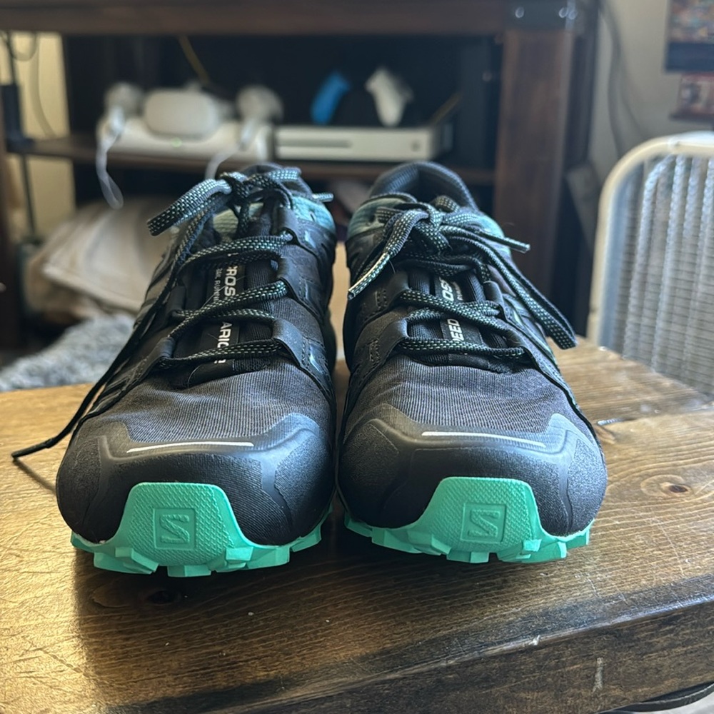 Brand new Salomon trail runners